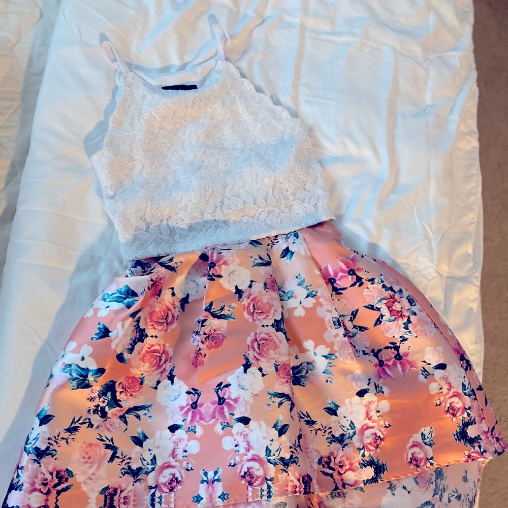 Amy Byer High Low 2-piece Floral outfit
